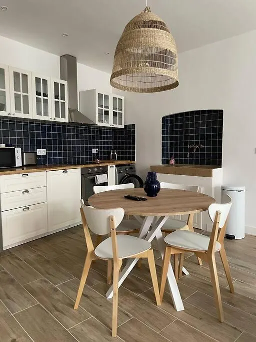 Cassis Centre, Superbe Appartement Neuf, 50M Port. France